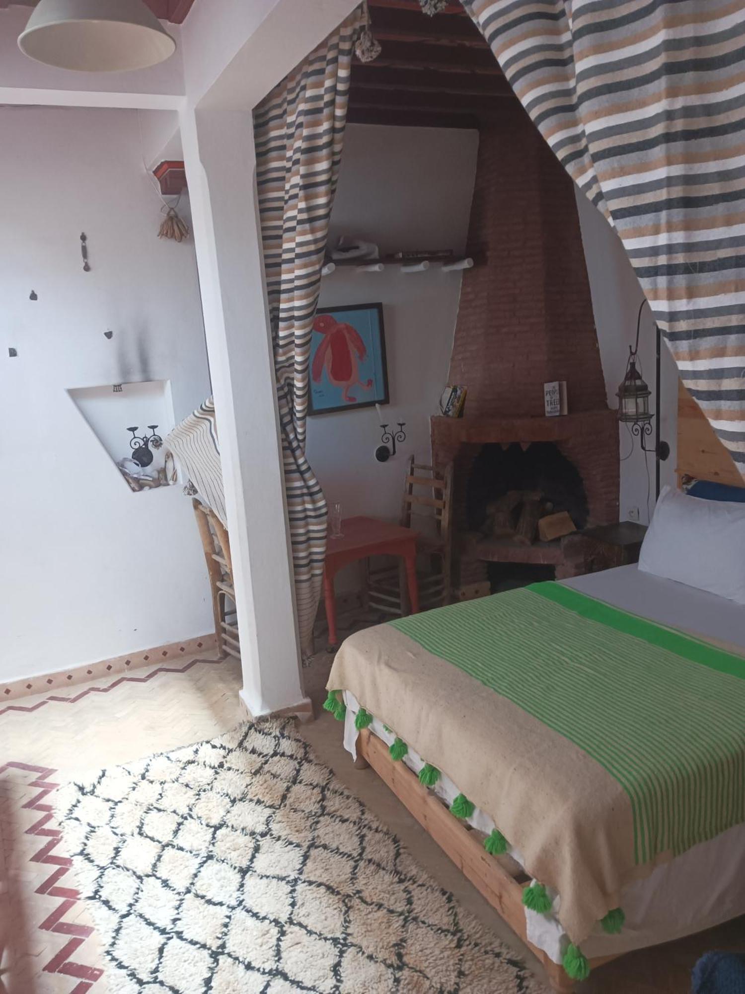 Riad El Baze Есувейра Екстериор снимка